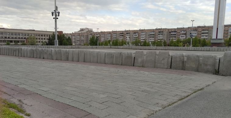 В Магнитогорске раскритиковали внешний вид площади Народных гуляний